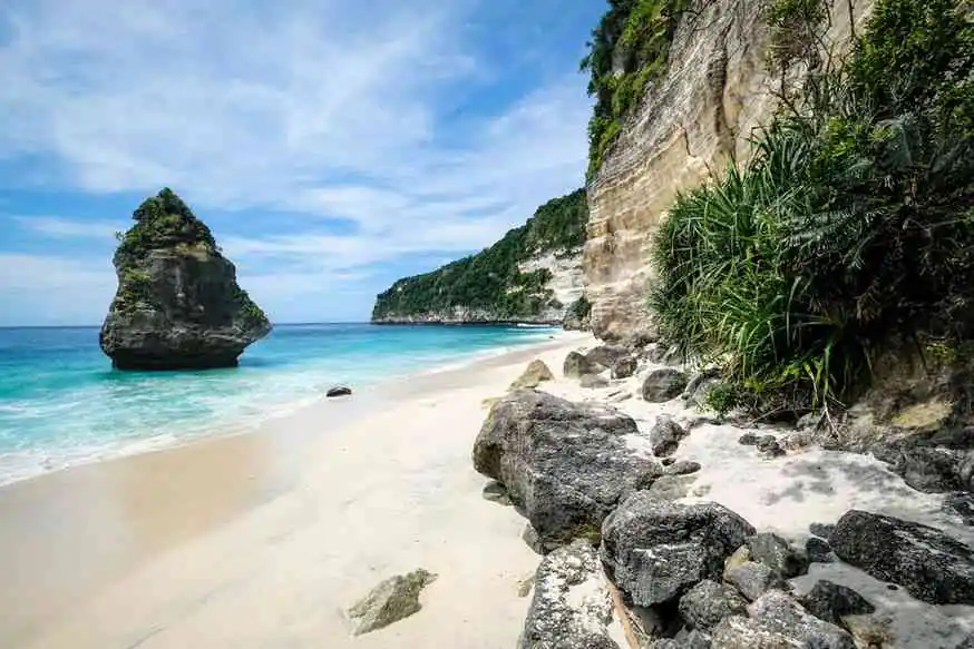 Suwehan Beach Nusa Penida: Beautiful Hidden Spot In Bali